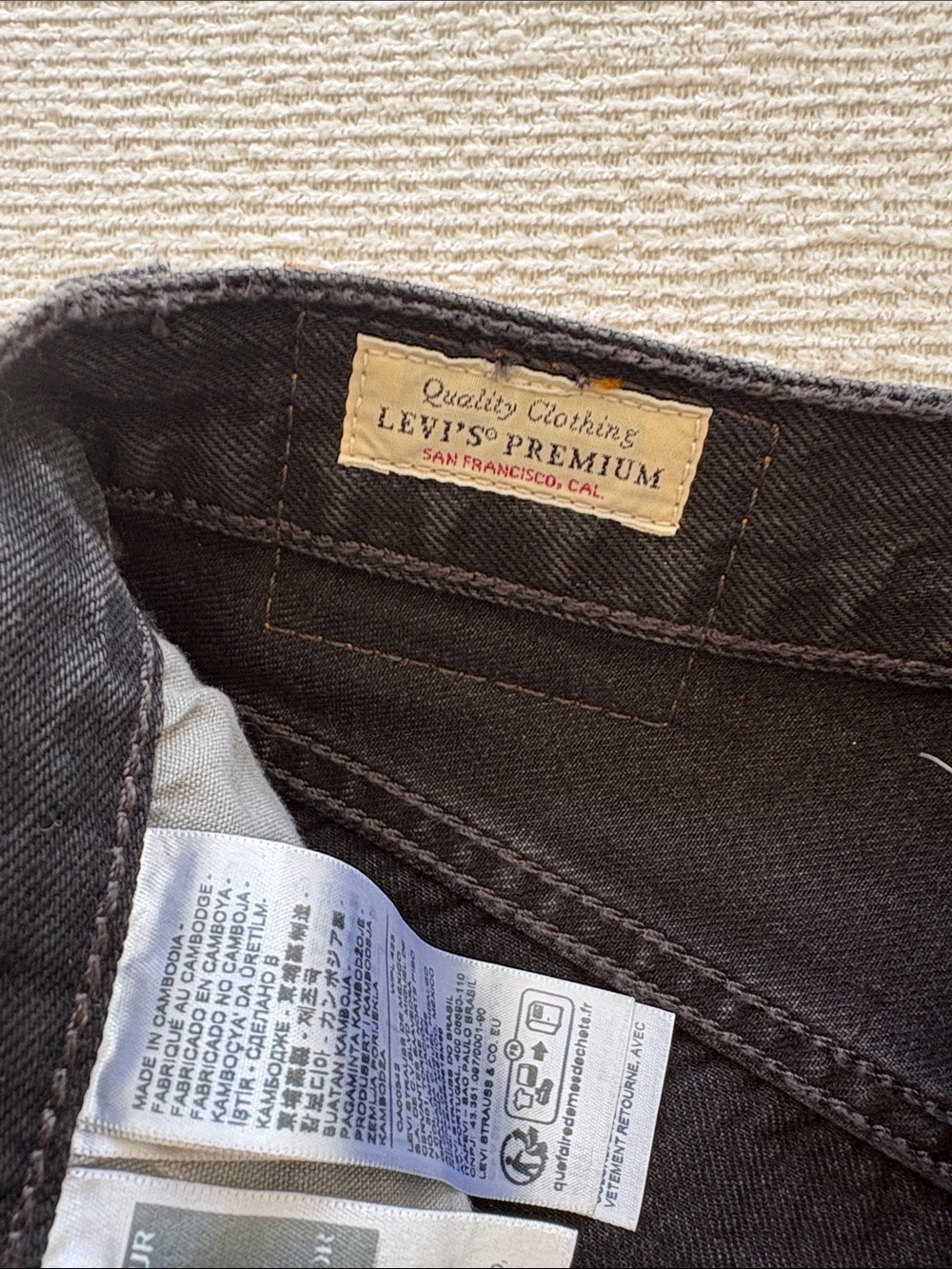 Levi's Black High-Rise Distressed Denim Shorts - Picture 2 of 3